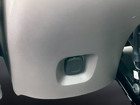 Used 2024 Chevrolet Malibu LS FWD image 25