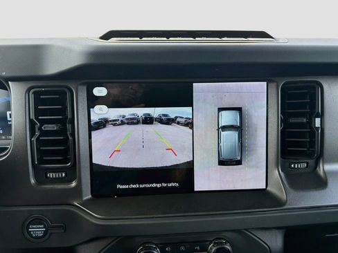 Certified 2025 Ford Bronco Badlands AWD/4WD image 19