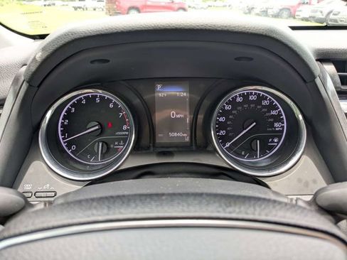 Used 2020 Toyota Camry XSE FWD image 26