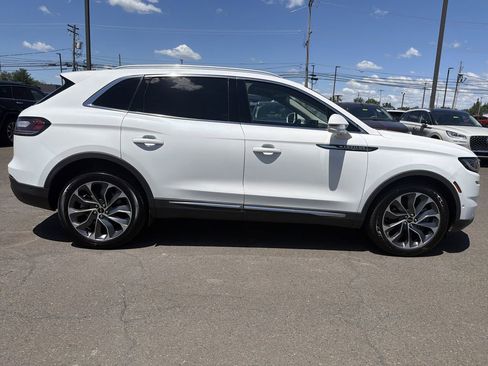 Certified 2022 Lincoln Nautilus Reserve w/ Equipment Group 201A AWD/4WD image 6