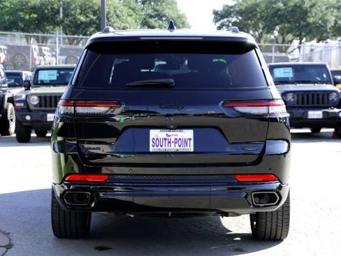 Used 2025 Jeep Grand Cherokee L Summit AWD/4WD image 6