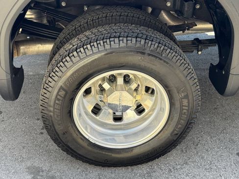 Used 2025 GMC Sierra 3500 Denali AWD/4WD image 46