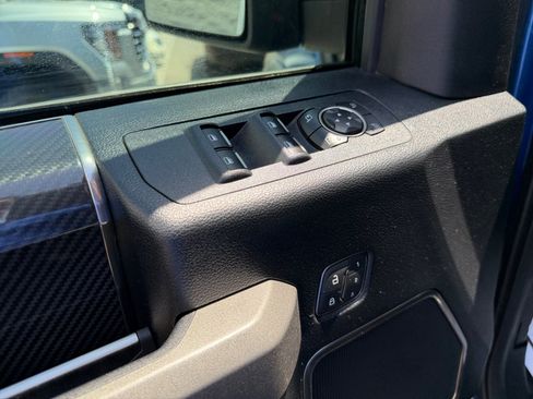 Used 2018 Ford F150 Raptor w/ Equipment Group 802A Luxury AWD/4WD image 17