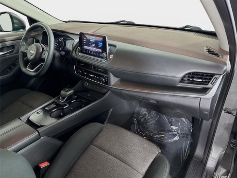 Certified 2023 Nissan Rogue SV FWD image 27
