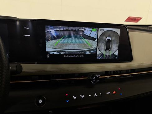 Used 2024 Nissan Ariya FWD image 20