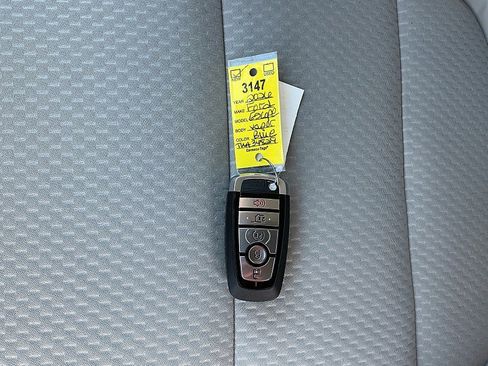 New 2026 Ford Escape SE w/ Class II Trailer Tow Package image 28