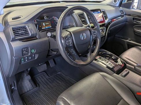 Used 2020 Honda Ridgeline RTL-E image 9