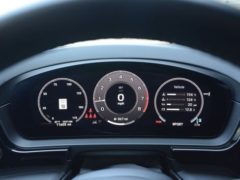 Certified 2024 Porsche Cayenne GTS AWD/4WD image 17