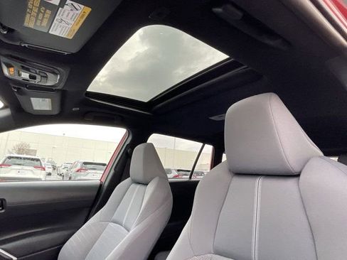 Certified 2025 Toyota Corolla Cross SE w/ Moonroof Package image 10