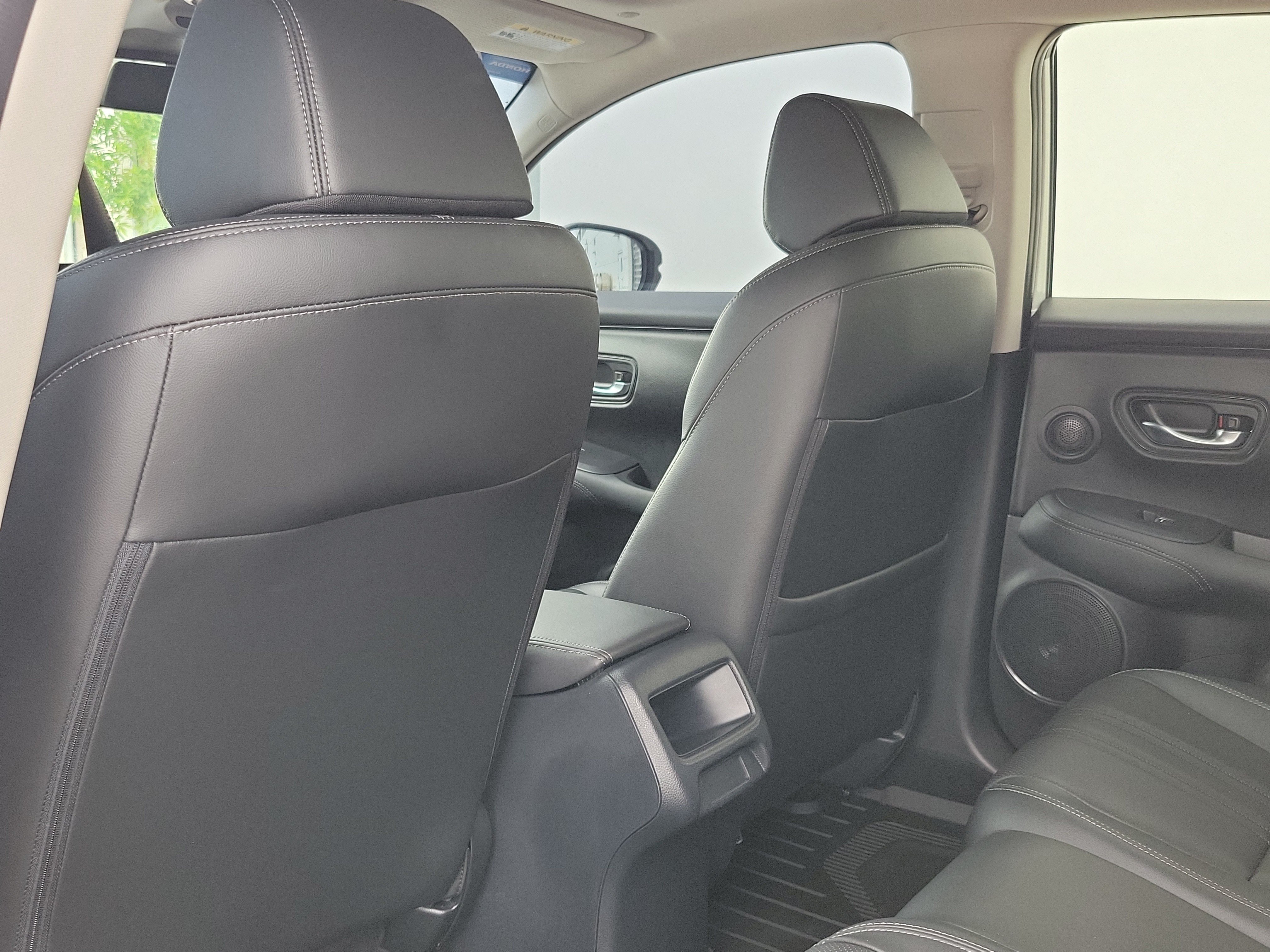 Used 2024 Honda HR-V EX-L image 14