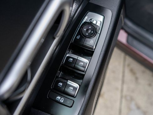 Used 2020 Kia Telluride S image 19