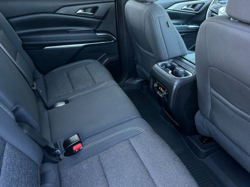Certified 2025 Chevrolet Traverse LT w/ LPO, Floor Liner Package FWD image 20