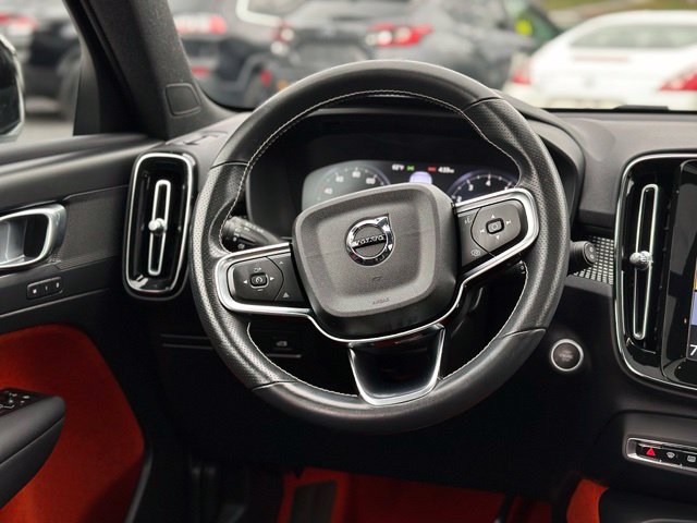 Used 2021 Volvo XC40 T5 R-Design AWD/4WD image 18