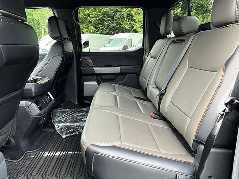 Used 2025 Ford F150 Lariat w/ Equipment Group 501A Mid AWD/4WD image 12