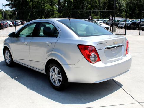 Used 2014 Chevrolet Sonic LT image 27
