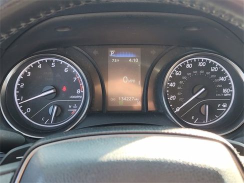 Used 2023 Toyota Camry SE image 13