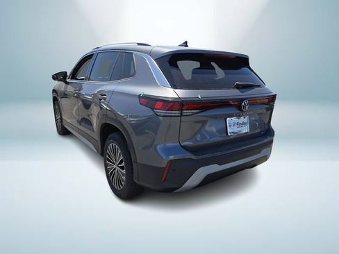 New 2025 Volkswagen Tiguan S image 3
