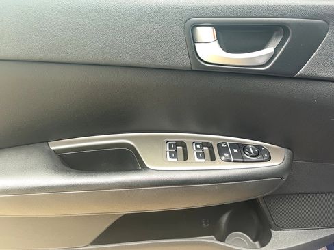 Used 2020 Kia Optima LX image 17