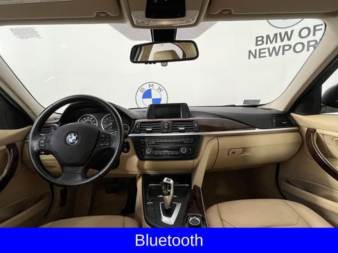 Used 2014 BMW 320i xDrive Sedan AWD/4WD image 10