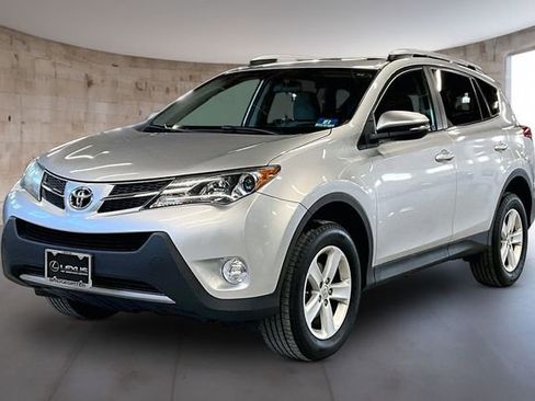 Used 2014 Toyota RAV4 XLE image 3