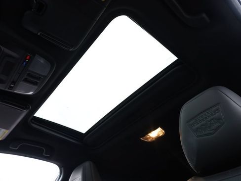 Certified 2024 Subaru Crosstrek 2.5i Wilderness w/ Crosstrek Mirror Package AWD/4WD image 9