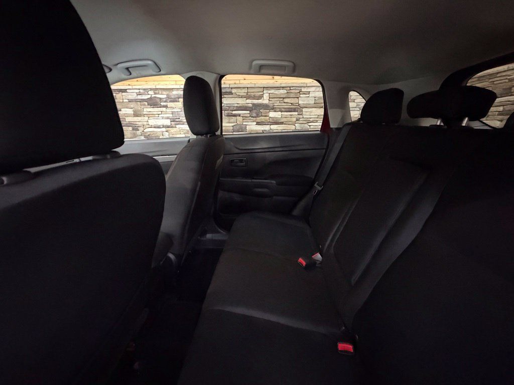 Used 2014 Mitsubishi Outlander Sport ES FWD image 47