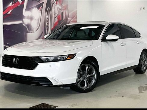 Used 2023 Honda Accord EX-L image 1