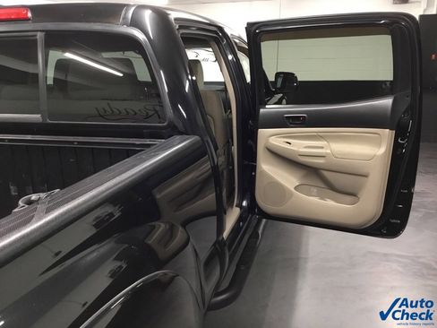 Used 2005 Toyota Tacoma 4x4 Double Cab image 42