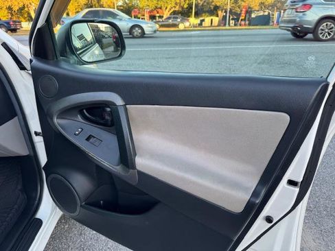 Used 2011 Toyota RAV4 2WD w/ Base L4 Extra Value Pkg image 16