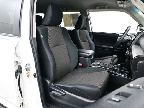 Used 2015 Toyota 4Runner Trail image 14