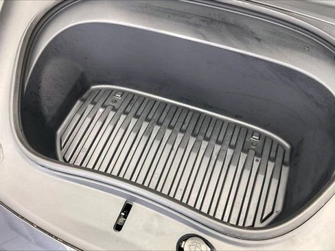 Used 2025 Tesla Model 3 Long Range RWD image 33