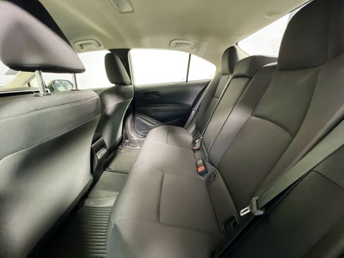 Used 2025 Toyota Corolla LE FWD image 27