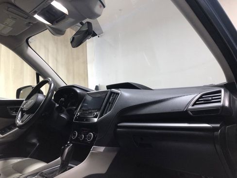 Used 2019 Subaru Forester Limited image 15