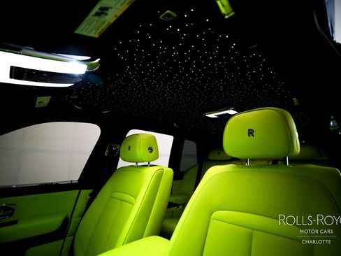 New 2027 Rolls-Royce Cullinan Black Badge AWD/4WD image 12