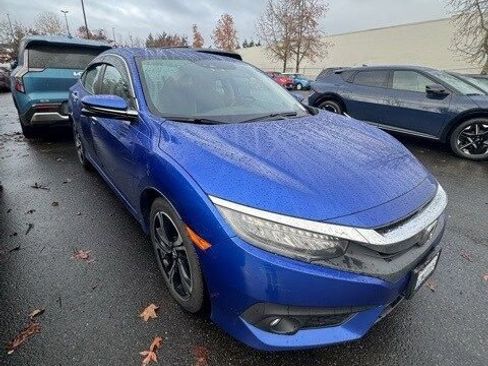 Used 2016 Honda Civic Touring image 3