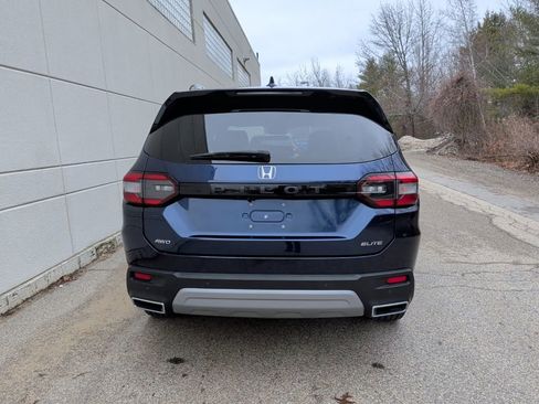 Certified 2023 Honda Pilot Elite image 8