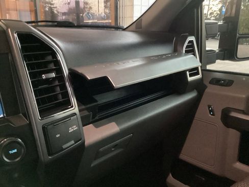 Used 2021 Ford F250 XLT w/ XLT Premium Package image 54