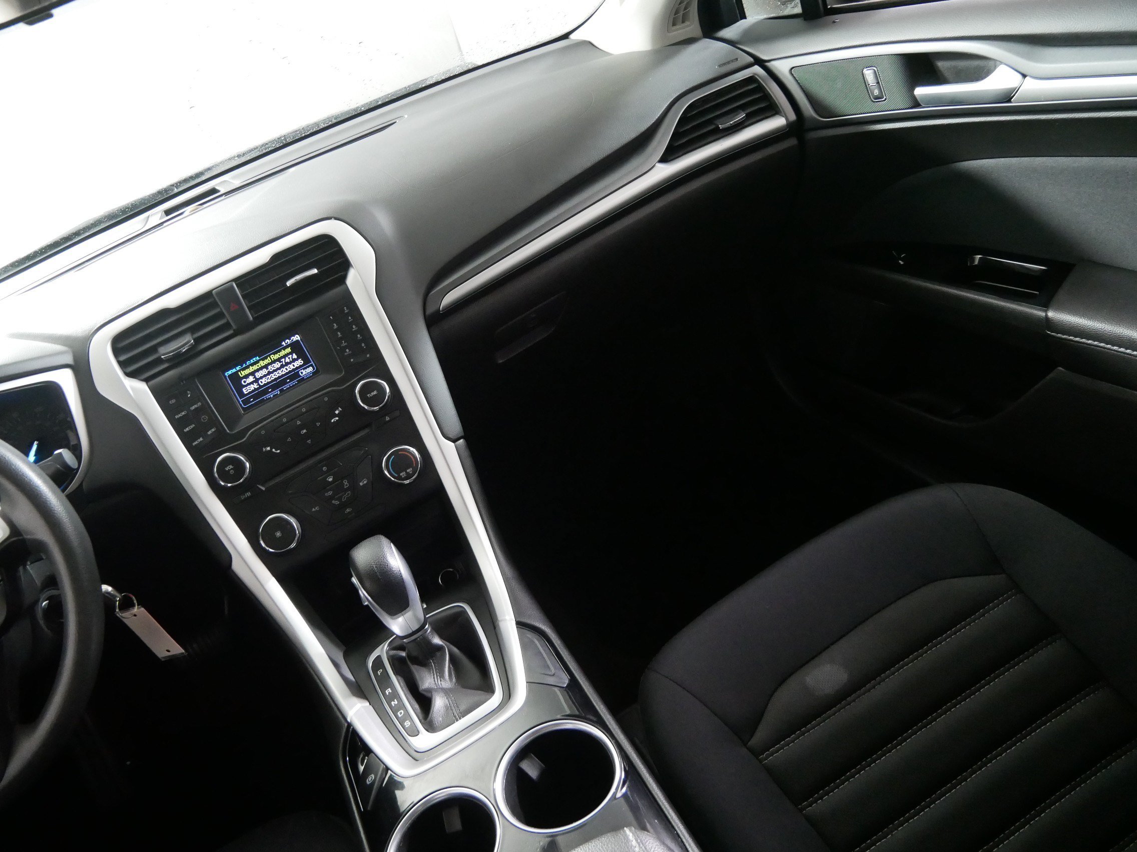 Used 2013 Ford Fusion SE FWD image 11
