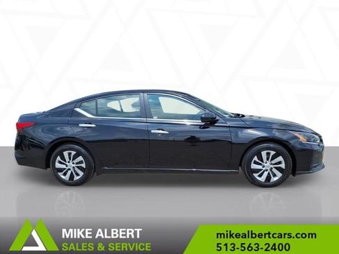 Used 2023 Nissan Altima 2.5 S FWD image 8