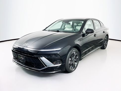 Used 2025 Hyundai Sonata SEL image 3