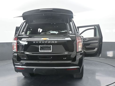 Used 2021 Chevrolet Suburban LT image 79