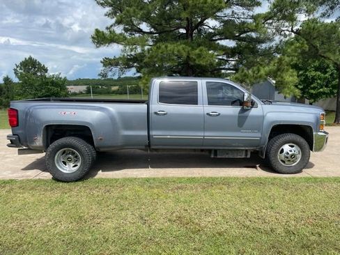 Used 2016 Chevrolet Silverado 3500 LTZ w/ Duramax Plus Package AWD/4WD image 10