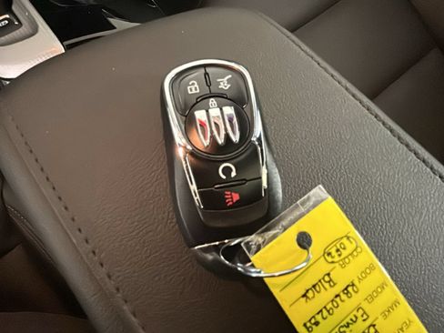 Used 2024 Buick Envista Avenir FWD image 23