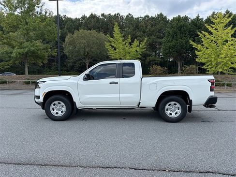 New 2026 Nissan Frontier S image 5