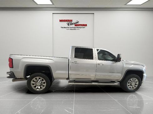 Used 2018 GMC Sierra 2500 Denali w/ Duramax Plus Package image 8