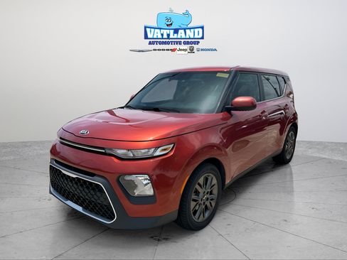 Used 2021 Kia Soul S FWD image 1