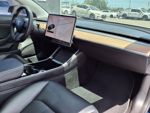 Used 2019 Tesla Model 3 Performance AWD/4WD image 11