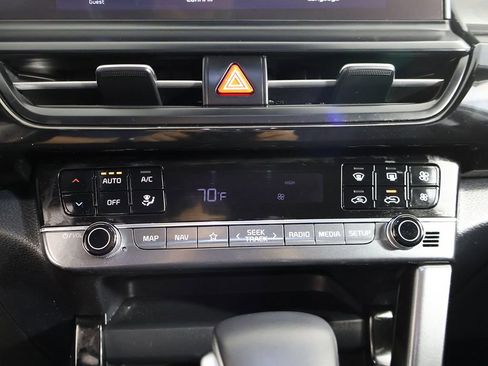 Used 2024 Kia Seltos S AWD/4WD image 44