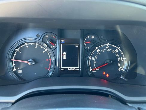 Used 2024 Toyota 4Runner SR5 Premium image 16