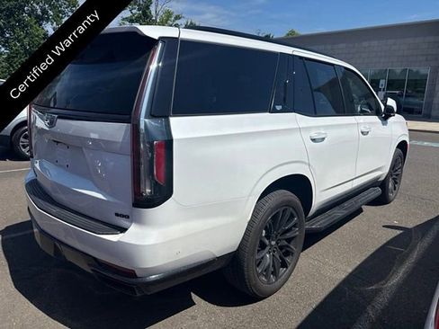 Certified 2024 Cadillac Escalade Sport Platinum w/ LPO, ONYX Package AWD/4WD image 3